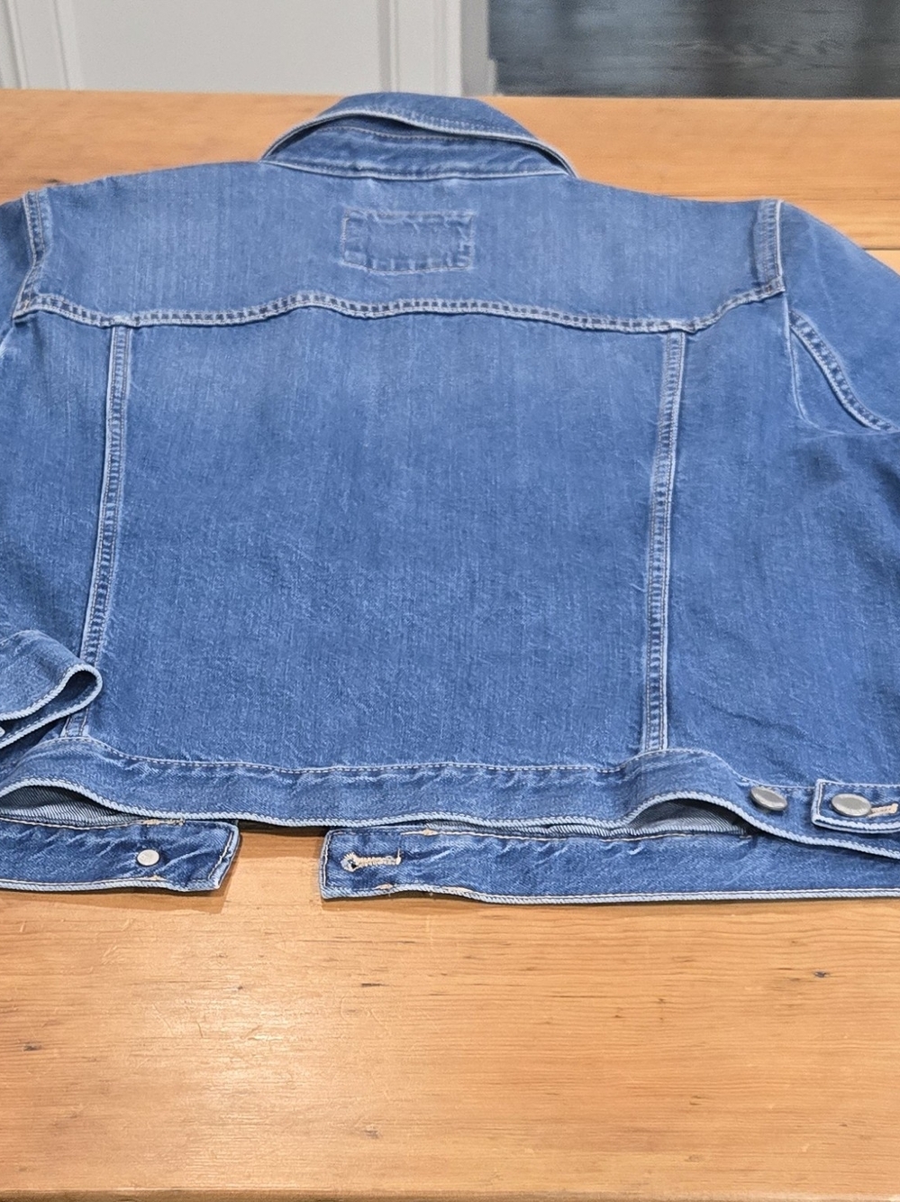 Banana Republic Classic Blue Denim Jacket - Picture 6 of 9